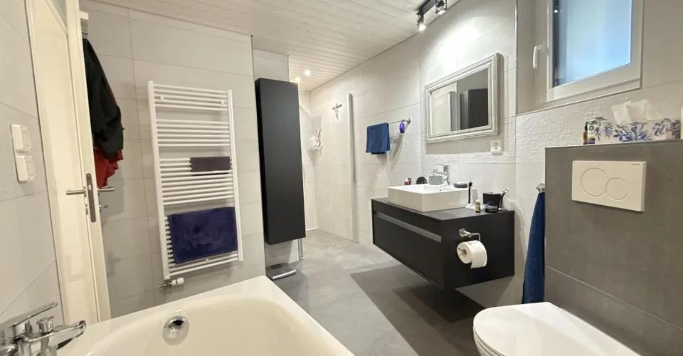 À vendre à Roches appartement de 3.5 pièces à plain-pied