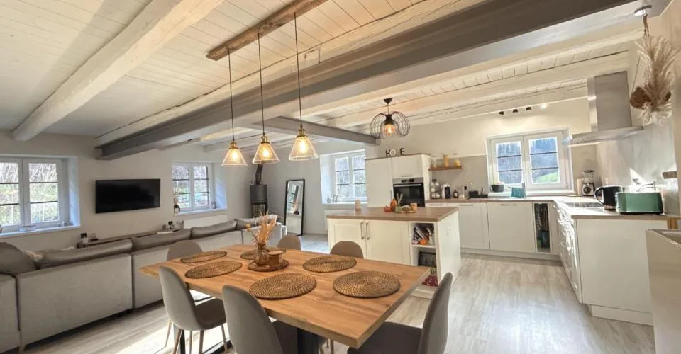 À vendre à Roches appartement de 5.5 pièces en duplex