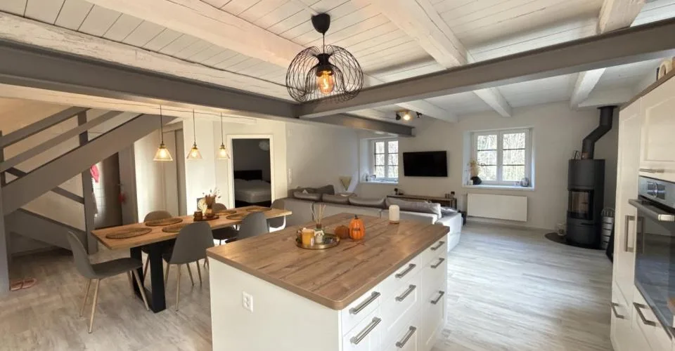 À vendre à Roches appartement de 5.5 pièces en duplex