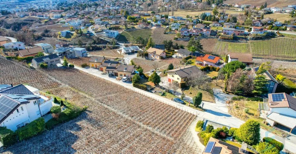 EXCLUSIVITE Splendide terrain à bâtir de 804m² à Miège (Noble-Contrée) – foto 3 di 8