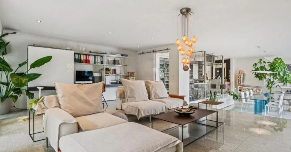 Un écrin de prestige au coeur d'un quartier sans nuisances ! – foto 5 di 8