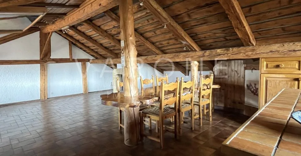 Maison villageoise de deux appartements à Roumaz-Savièse