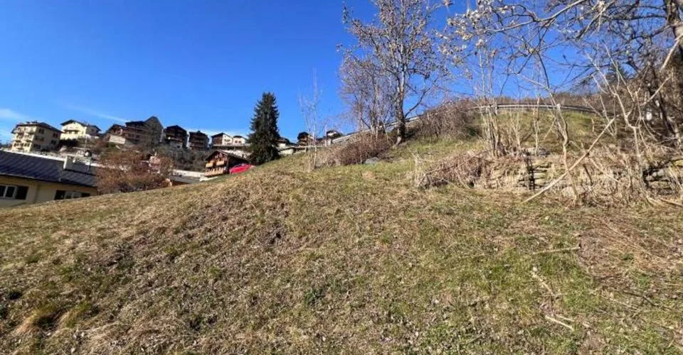 Parcelle avec vue dégagée à Vissoie