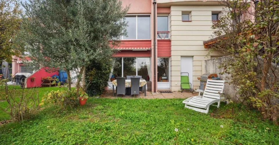 Charmante maison contigue à vendre à proximité d'Aubonne