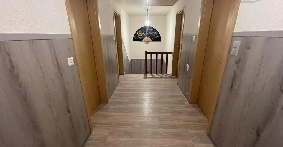 Maison mitoyenne entièrement rénovée à Alle