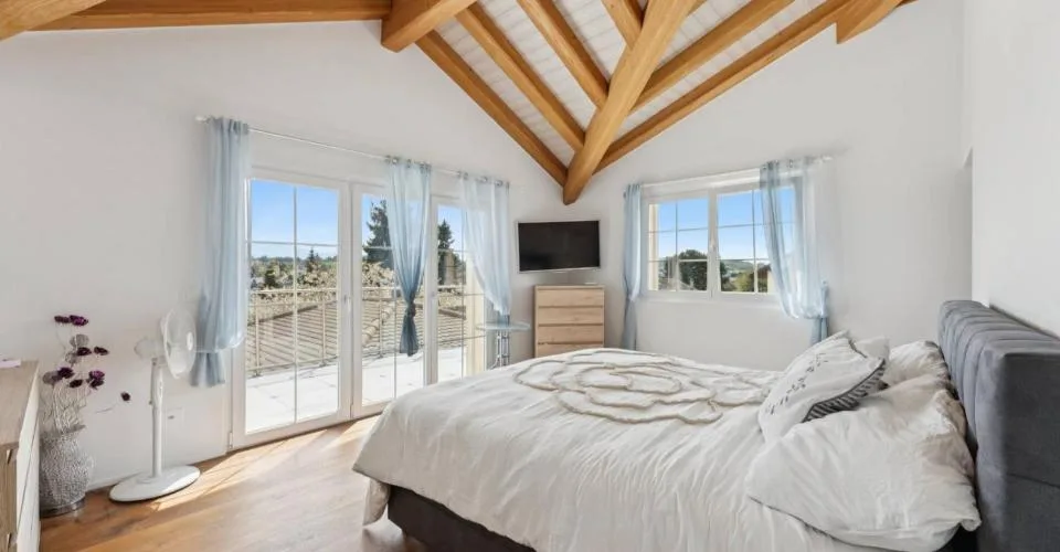 Maison d'exception à Granges-Paccot, fiscalité attractive – Foto 8 von 13