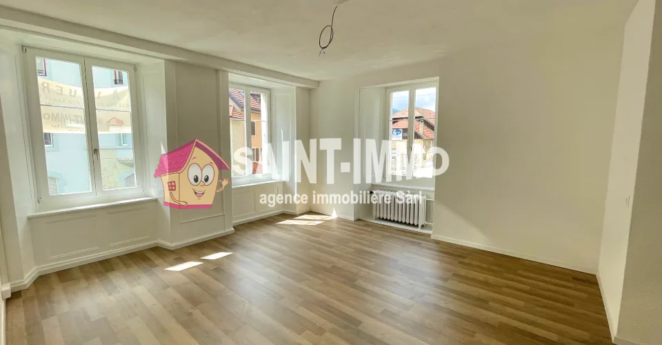 Immeuble locatif mixte de 6 appartements et bar/restaurant en plein centre de Saint-Imier