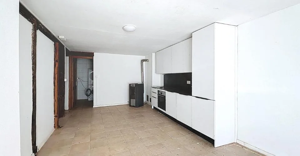 Charmante ferme de 3 appartements + annexes à rénover !
