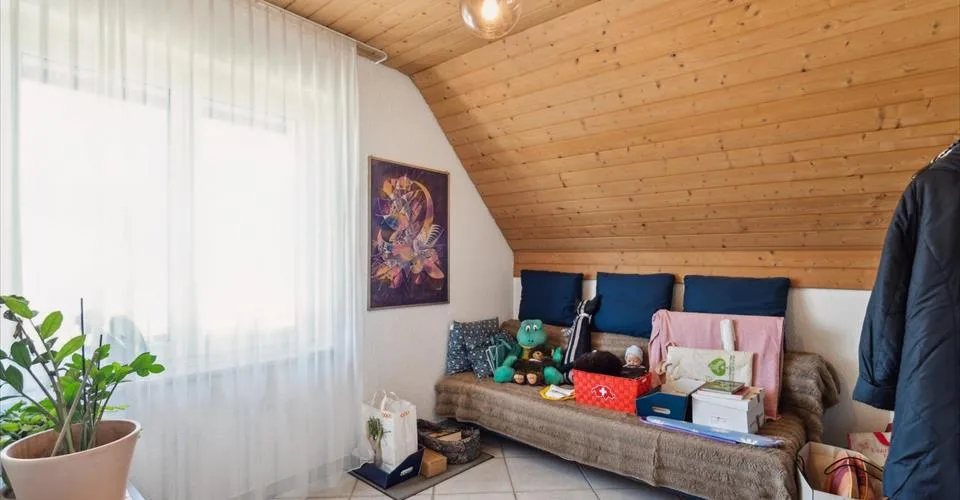 Charmant appartement mansardé avec vue sur la verdure