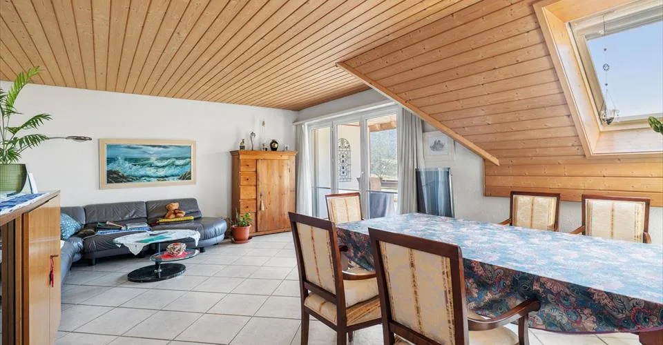 Charmant appartement mansardé avec vue sur la verdure