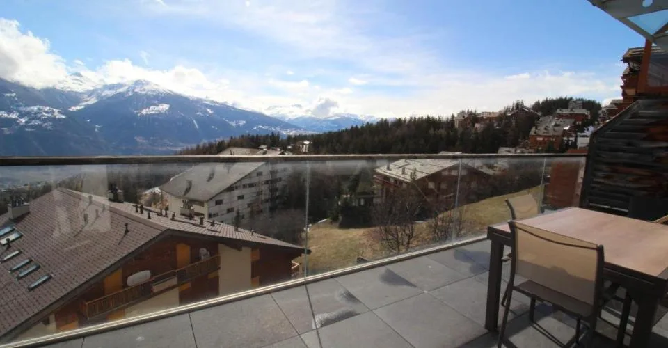 Vue panoramique imprenable à deux pas du centre et de toutes les commodités – Foto 9 von 9