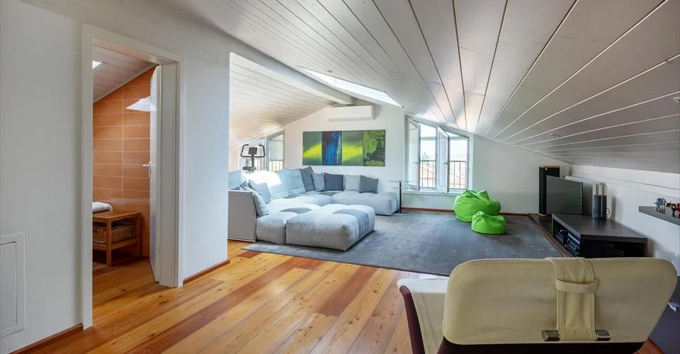 Maison jumelée 8 pièces – photo 9 sur 12
