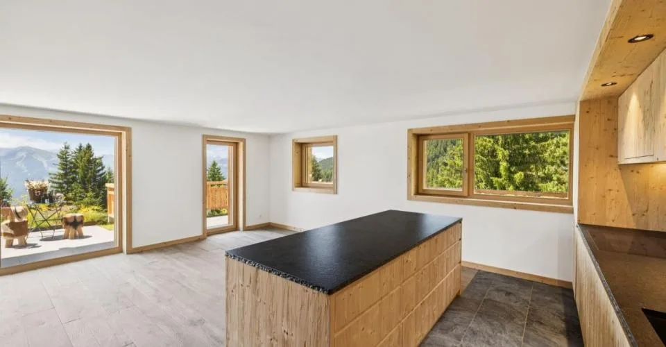 Rare duplex avec jardin, ski-in & ski-out, vue sublime! – Foto 13 von 13