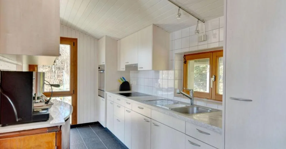 Les Savagnières, joli chalet de 4.5 pièces en pleine nature avec garage – Foto 7 von 13