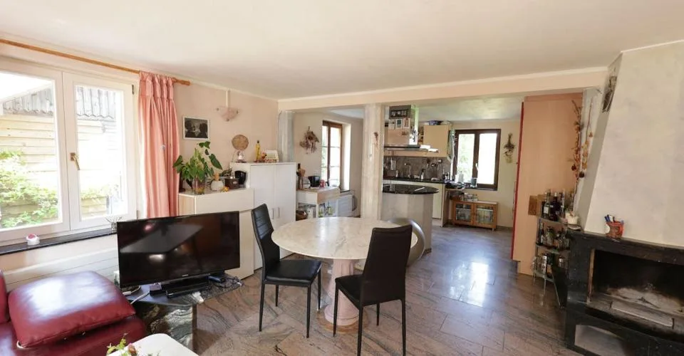 En exclusivité - Maison de charme de 7.5 pièces avec parcelle de 2'000 m2 – Foto 10 von 13