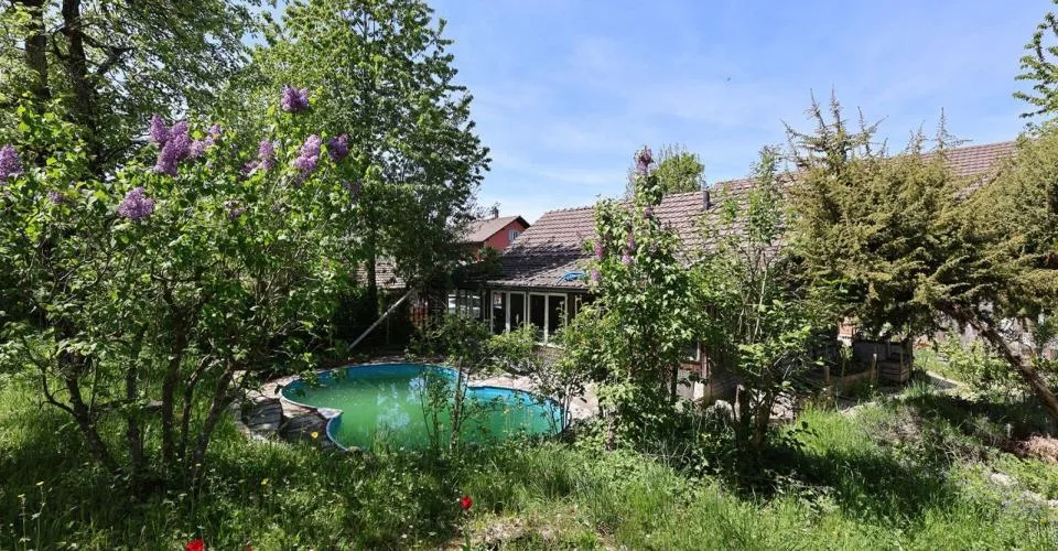 En exclusivité - Maison de charme de 7.5 pièces avec parcelle de 2'000 m2 – Foto 5 von 13