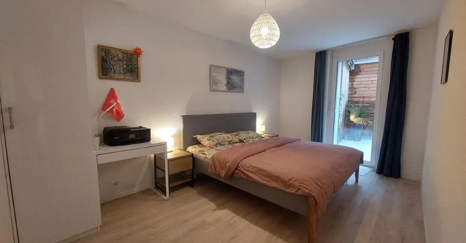 Appartement moderne de 3,5 pièces bénéficiant d'une terrasse et d'un garage