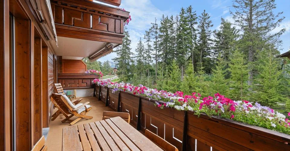 Spacieux appartement 4 chambres centre Crans et golf