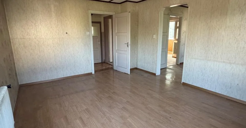 Maison, Alle - 395000