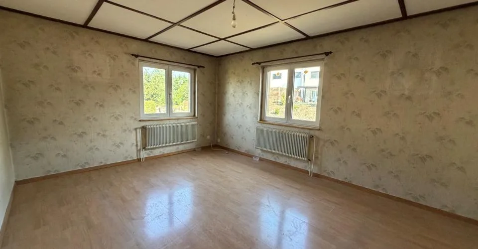 Maison, Alle - 395000