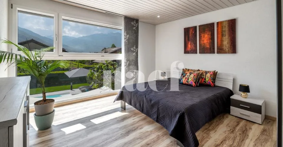 Magnifique maison individuelle de 6.5 pièces avec studio indépendant et piscine extérieure à vendre à Bex