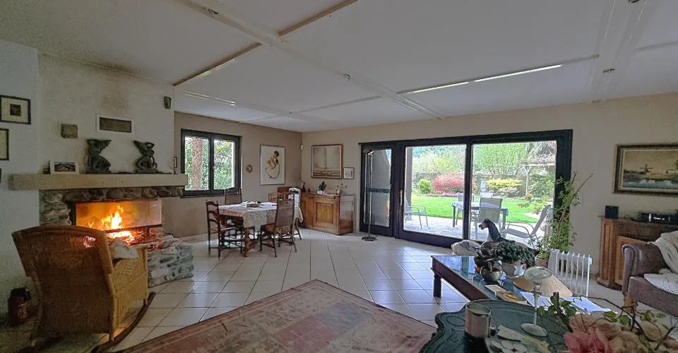 Villa de 8,5 pièces à Vendre au Bouveret