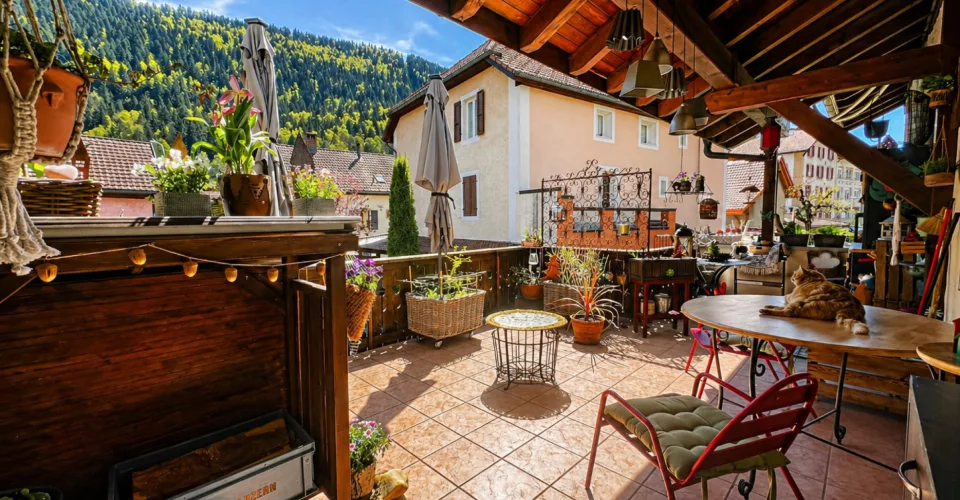 Superbe maison de 4 appartements