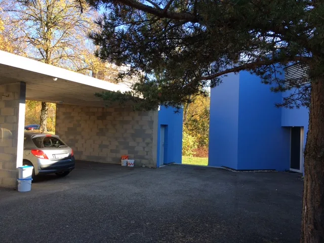 Maison mitoyenne spacieuse de 6 pièces à Neuchâtel – Vue, calme et confort familial