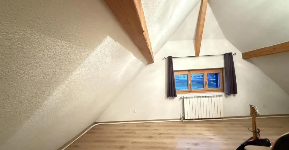 À vendre à Courrendlin maison de 4.5 pièces