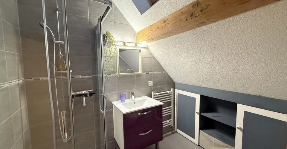 À vendre à Courrendlin maison de 4.5 pièces