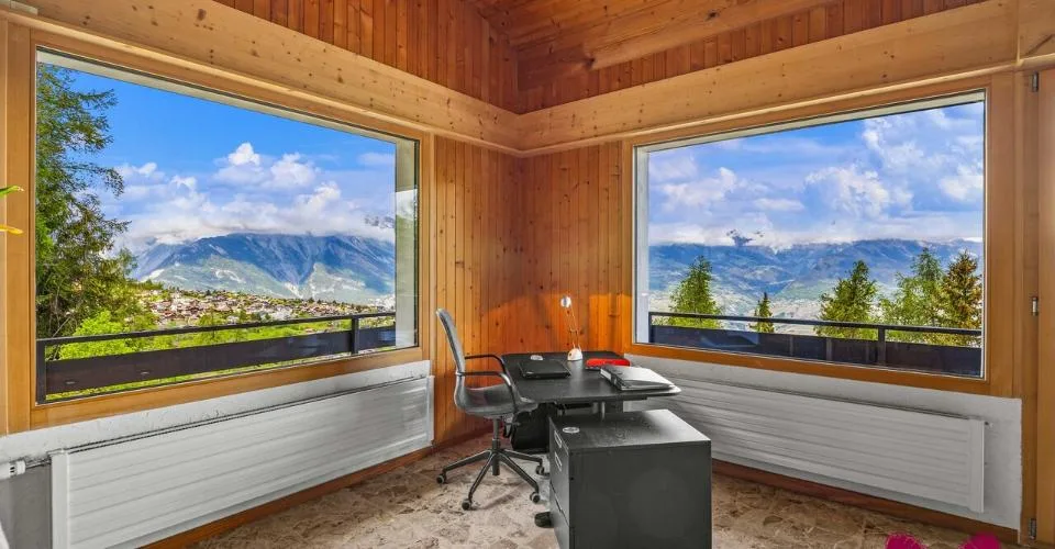 A vendre villa avec vue panoramique en résidence principale ou secondaire