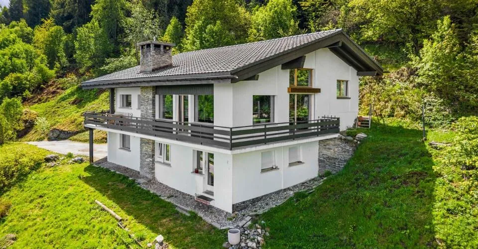 A vendre villa avec vue panoramique en résidence principale ou secondaire