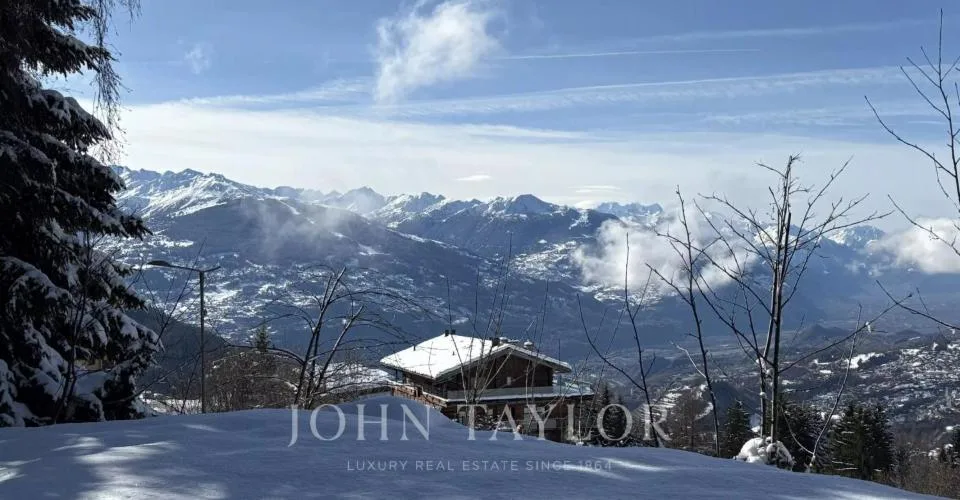 Chalet à rénover avec vue sur la Vallée du Rhône