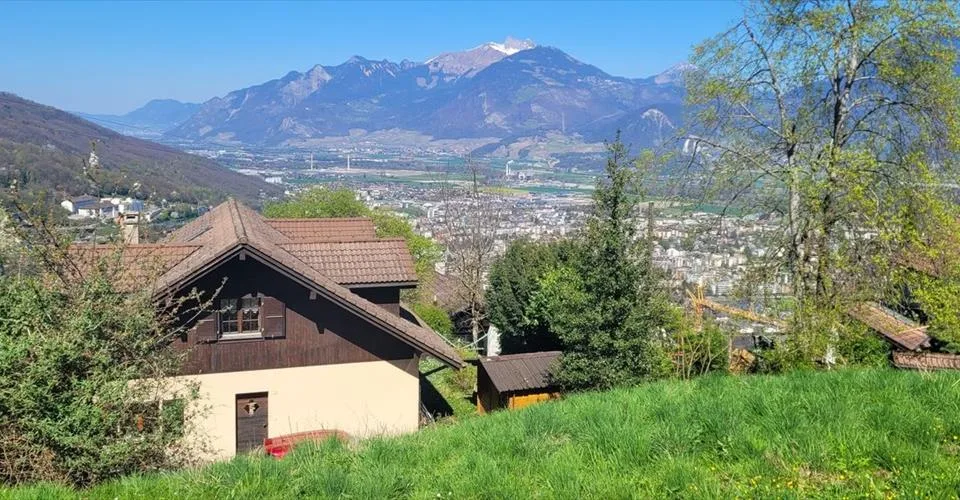 Magnifique terrain à vendre à Choëx