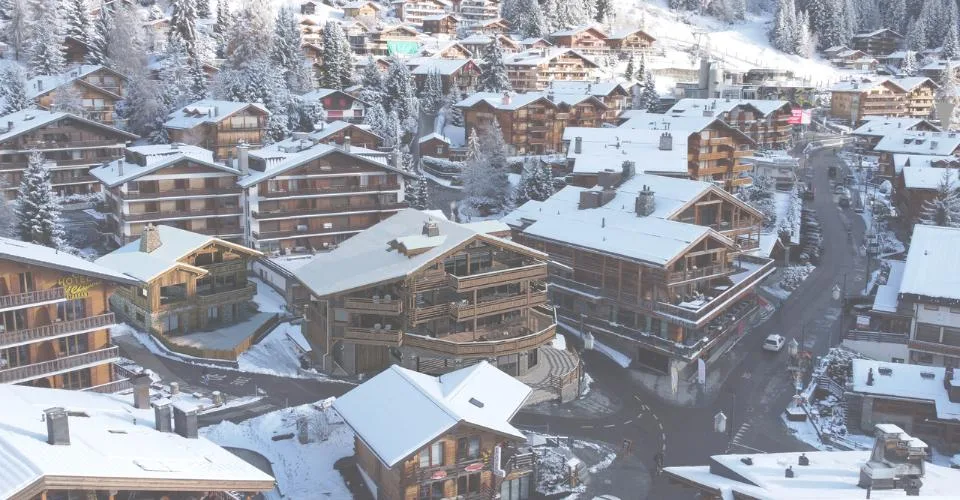 Situé au cœur de Verbier, chalet en construction – photo 3 sur 9