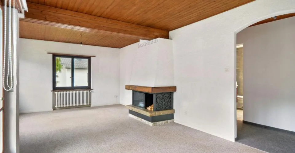 Malleray, belle maison individuelle avec jardin et garage