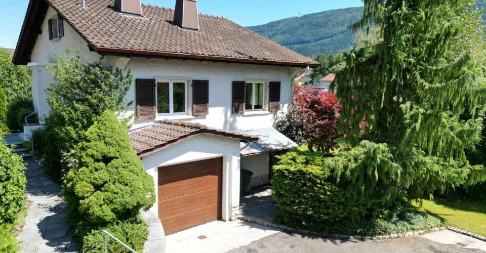 Malleray, belle maison individuelle avec jardin et garage