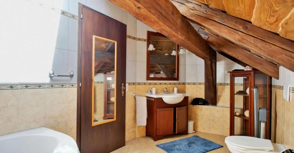 Courtelary, maison de 2 appartements, grange, jardin, places de parc – photo 13 sur 13