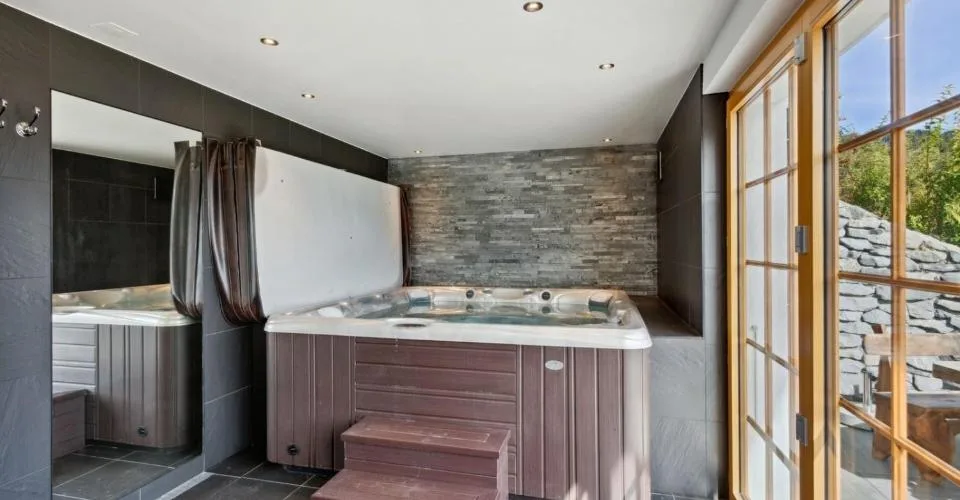 Chalet avec home cinema - jacuzzi intérieur - Vue panoramique – Foto 7 von 12