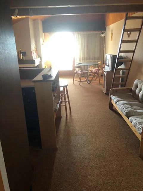 Bel appartement de 2,5 pièces avec mezzanine