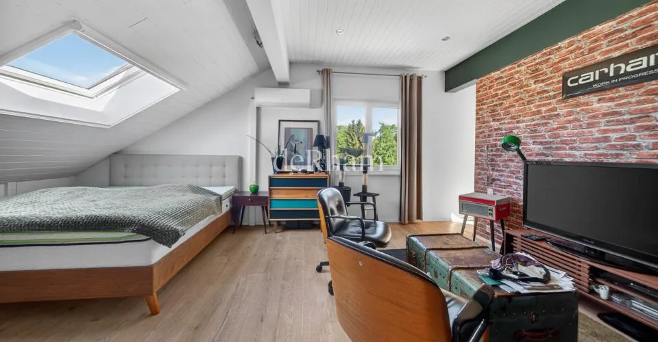 Charmante maison jumelle de 5,5 pièces avec beau jardin