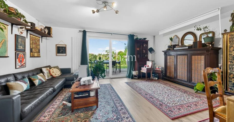 Charmante maison jumelle de 5,5 pièces avec beau jardin
