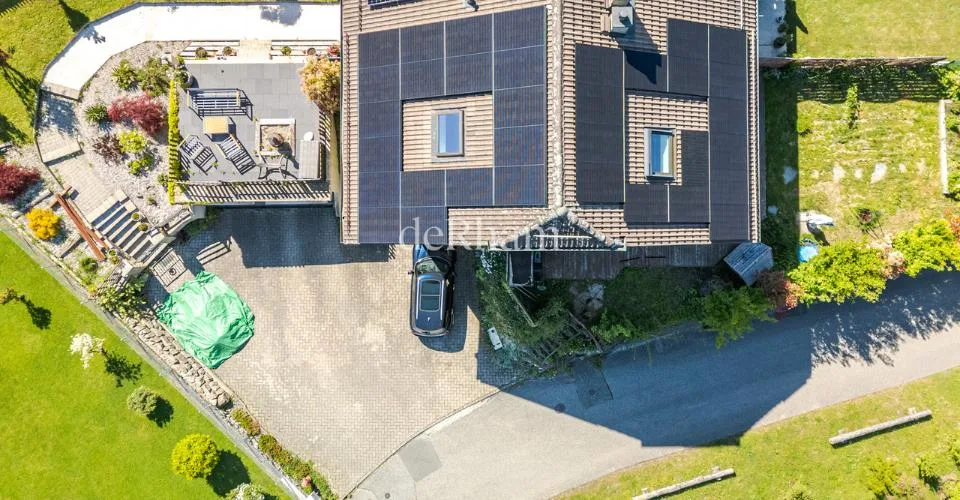 Charmante maison jumelle de 5,5 pièces avec beau jardin