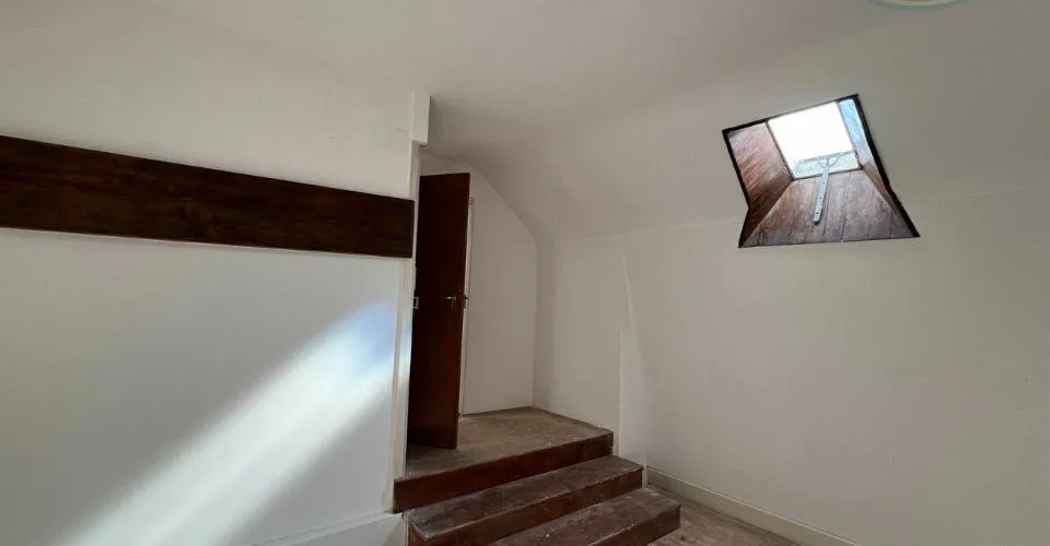 Maison à rénover avec possibilité de créer plusieurs appartements