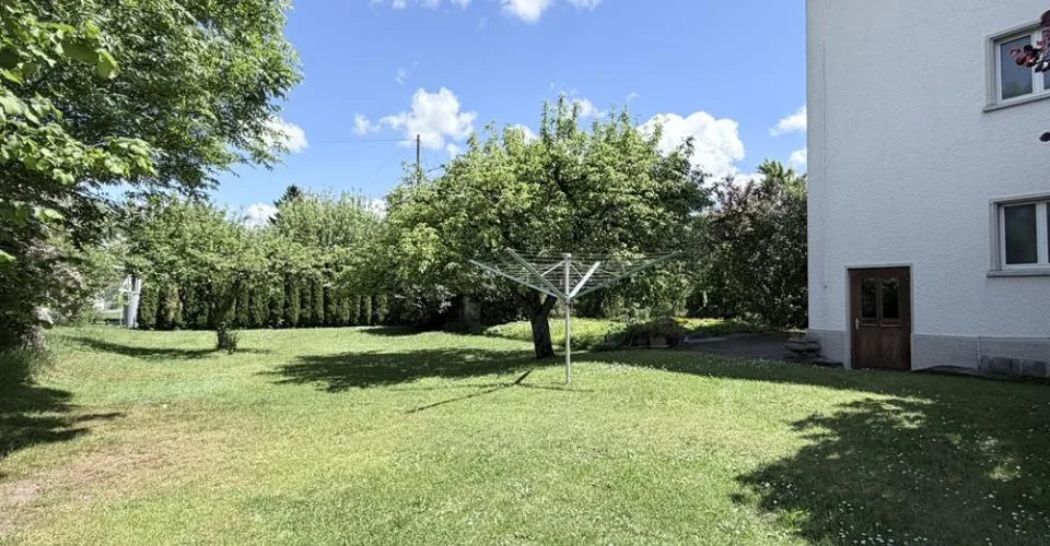 Maison familiale de 3 appartements, Courrendlin - 737000