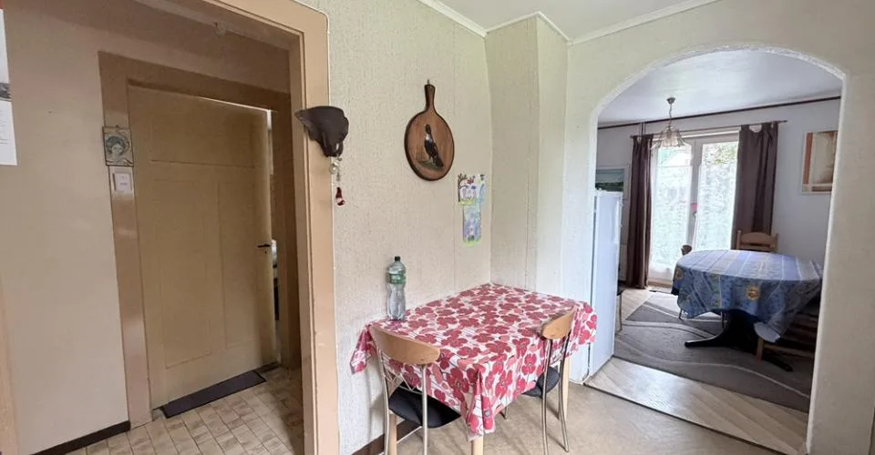 Maison familiale de 3 appartements, Courrendlin - 737000