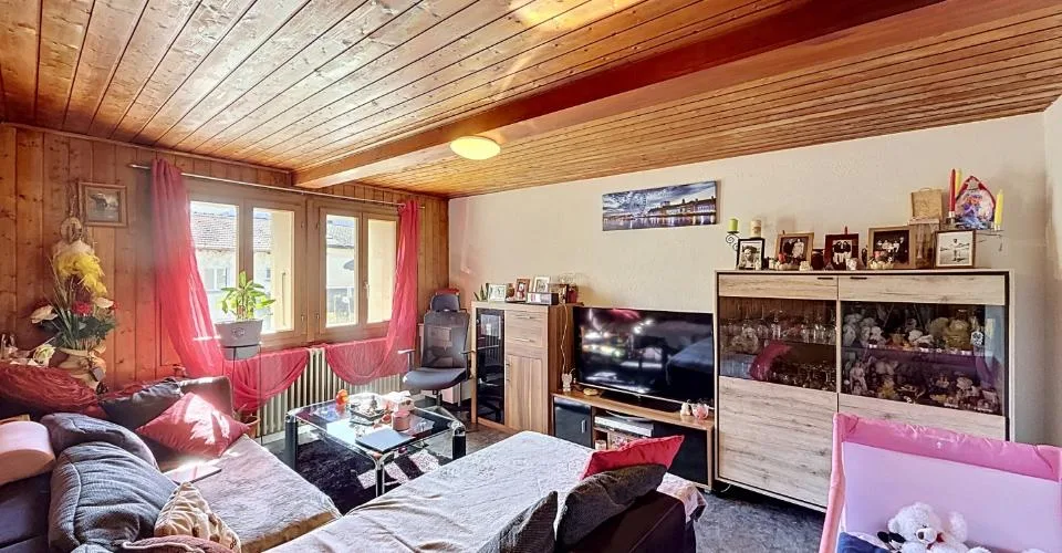 Maison villageoise rénovée de 2 appartements