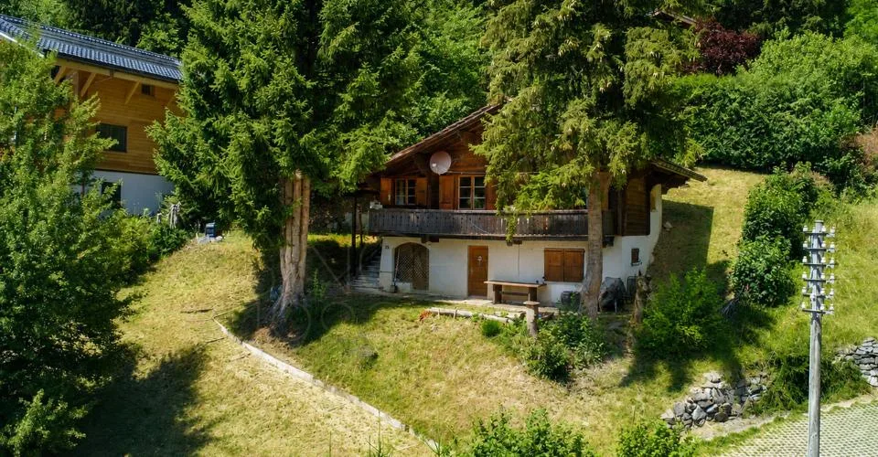 Chalet de 4,5 pièces à rénover à Gryon, vue et calme