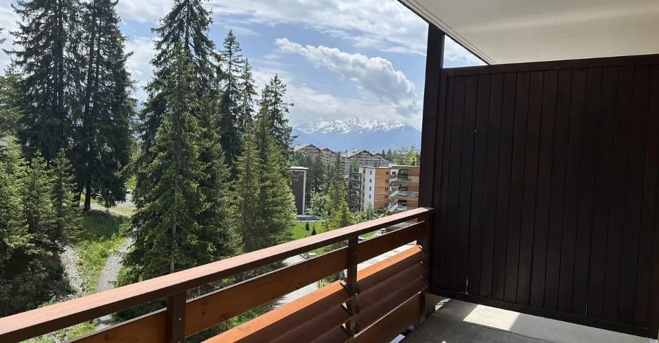 Joli studio proche du centre de Crans à louer à l'année