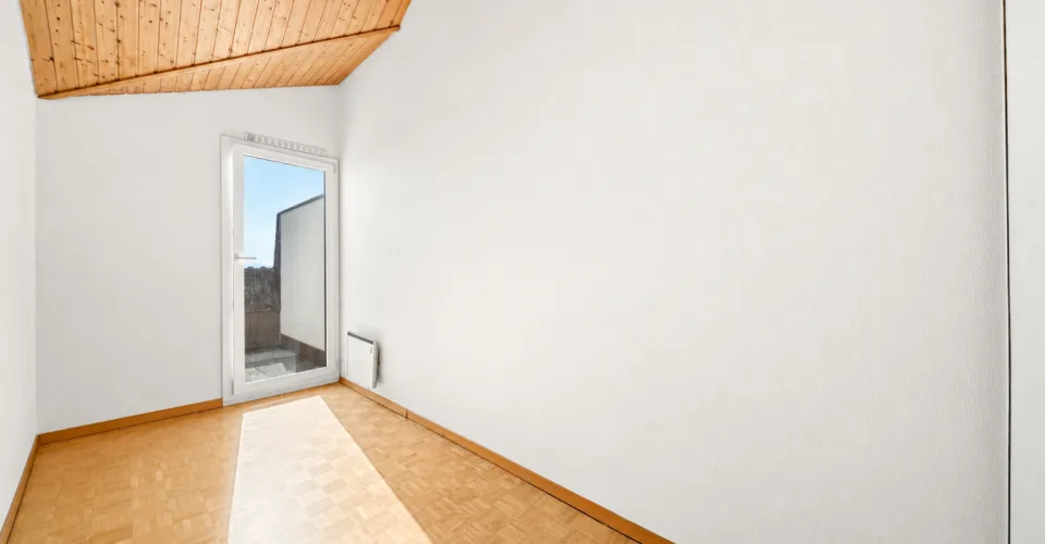 Appartement de 3,5 pièces avec une magnifique vue sur le lac et les montagnes ! – photo 18 sur 20